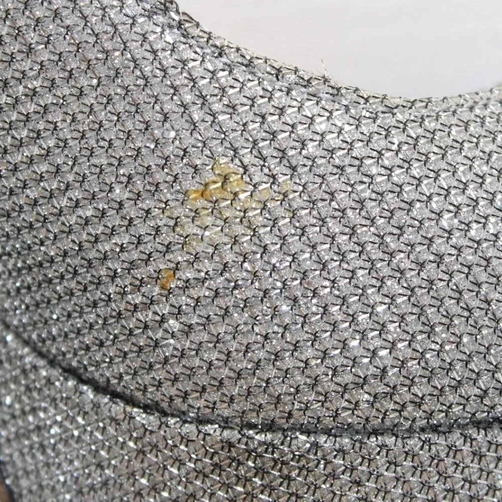Vince Camuto Lorim Silver Shimmer Peep Toe‎ Platform Pump Heels VC-LORIM 7.5M